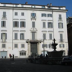 Piazza Farnese Apartment Rome